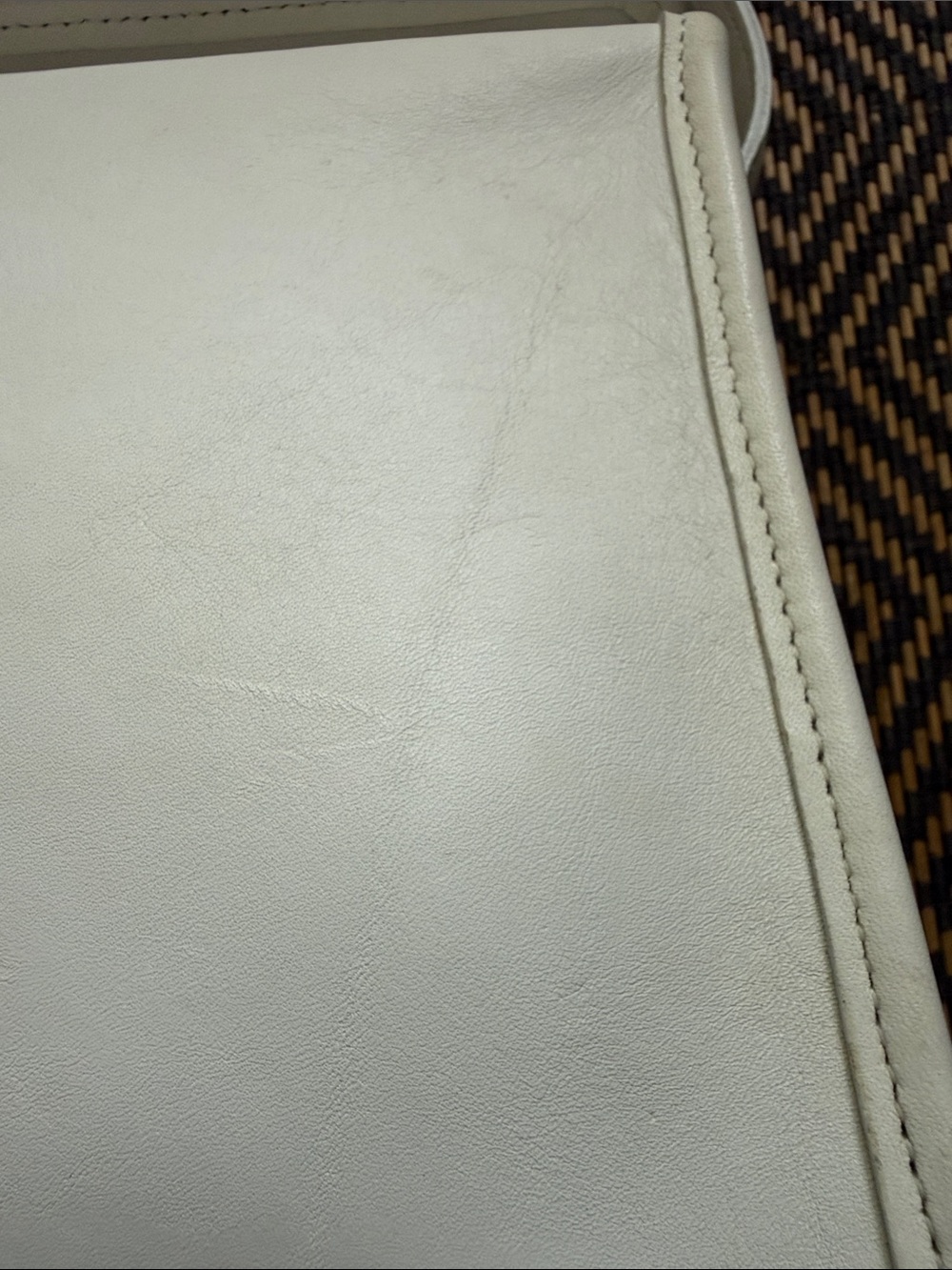 Vintage Coach Geometric bag 9043 white (cream) with brass - Picture 3 of 16
